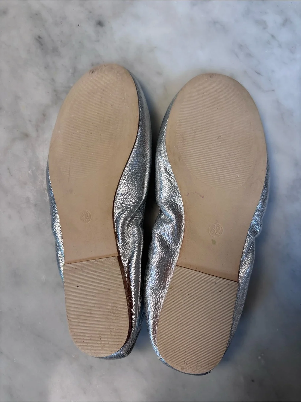Mini Biden Metallic Silver Girls Flats Ballet Bow Dress Shoes Holiday EU 32 US 1